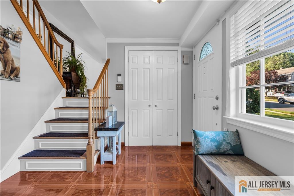 8 Smalley Road Edison, NJ 08817 - Photo 9 of 39