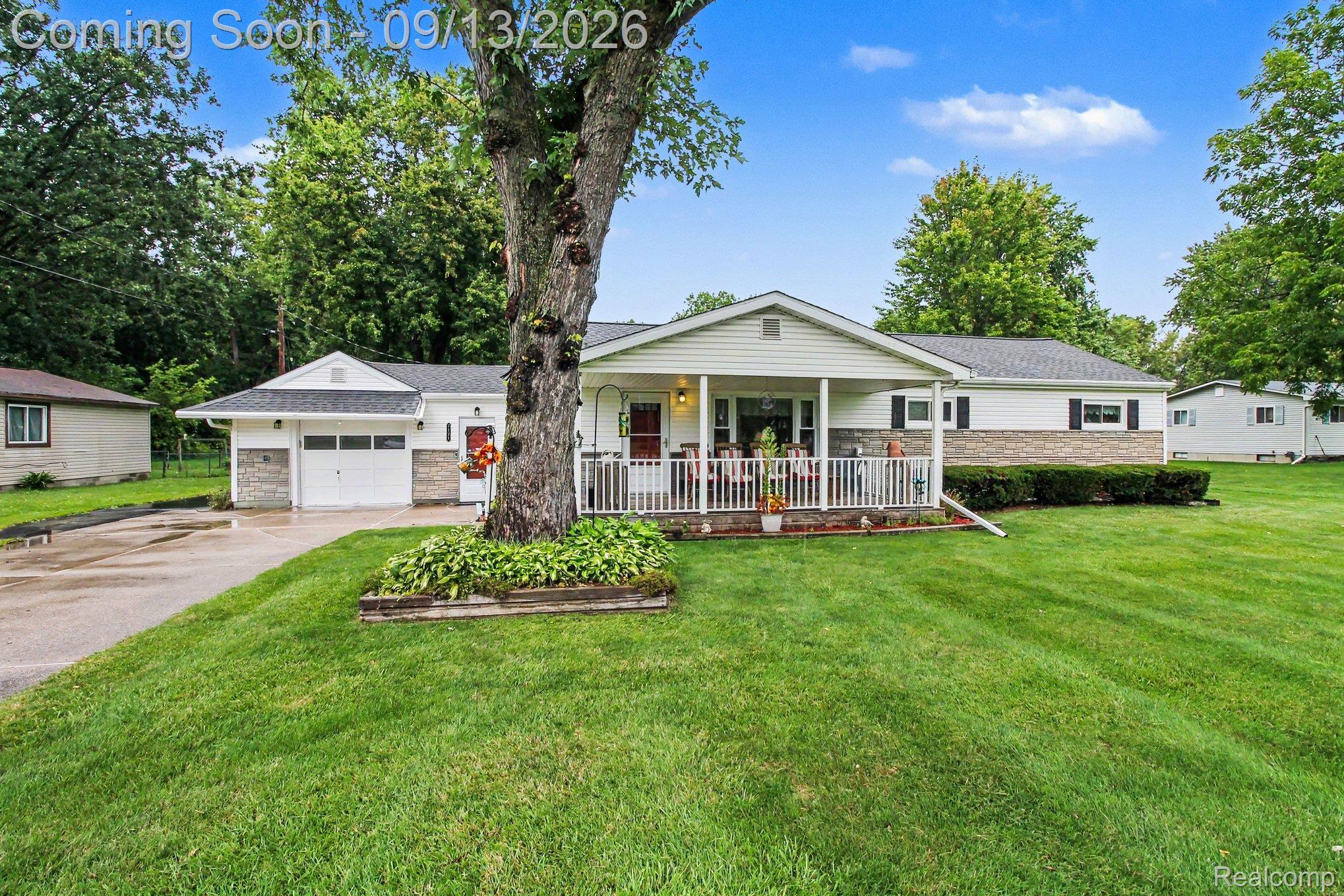 7121 East Carpenter Road Davison, MI 48423 - Photo 1 of 27 Welcome to 7121 E Carpenter Rd