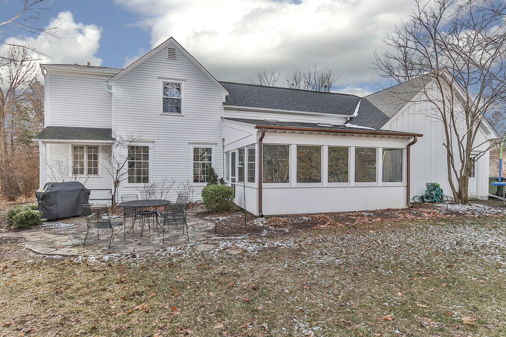 234 Linden Road Barrington, IL 60010 - Photo 35 of 36 Gallery Image 35