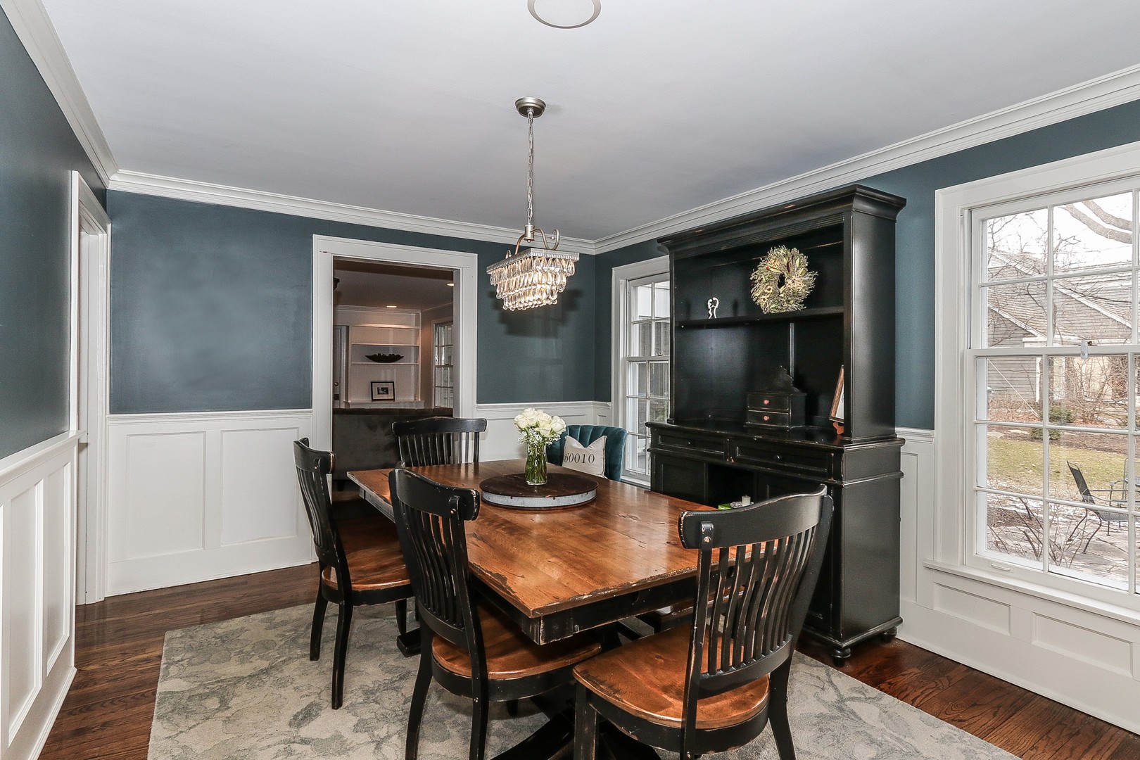 234 Linden Road Barrington, IL 60010 - Photo 9 of 36 Gallery Image 9
