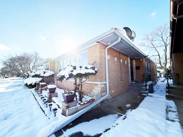 a view of a house with a patio