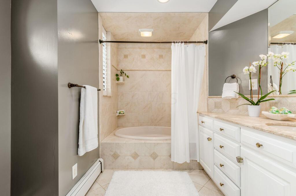 2036 Westover Road Columbus, OH 43221 - Photo 42 of 54 41
