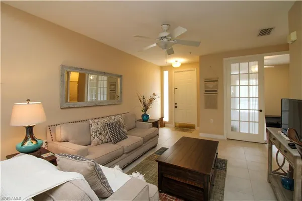 $5,500 | 1360 Sweetwater Cove, Unit 202, Naples, FL 34110