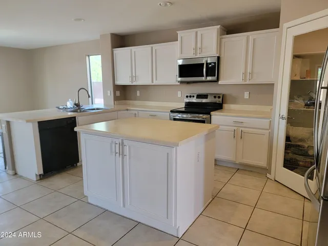 $360,204 | 4614 West Cinnamon Avenue, Coolidge, AZ 85128