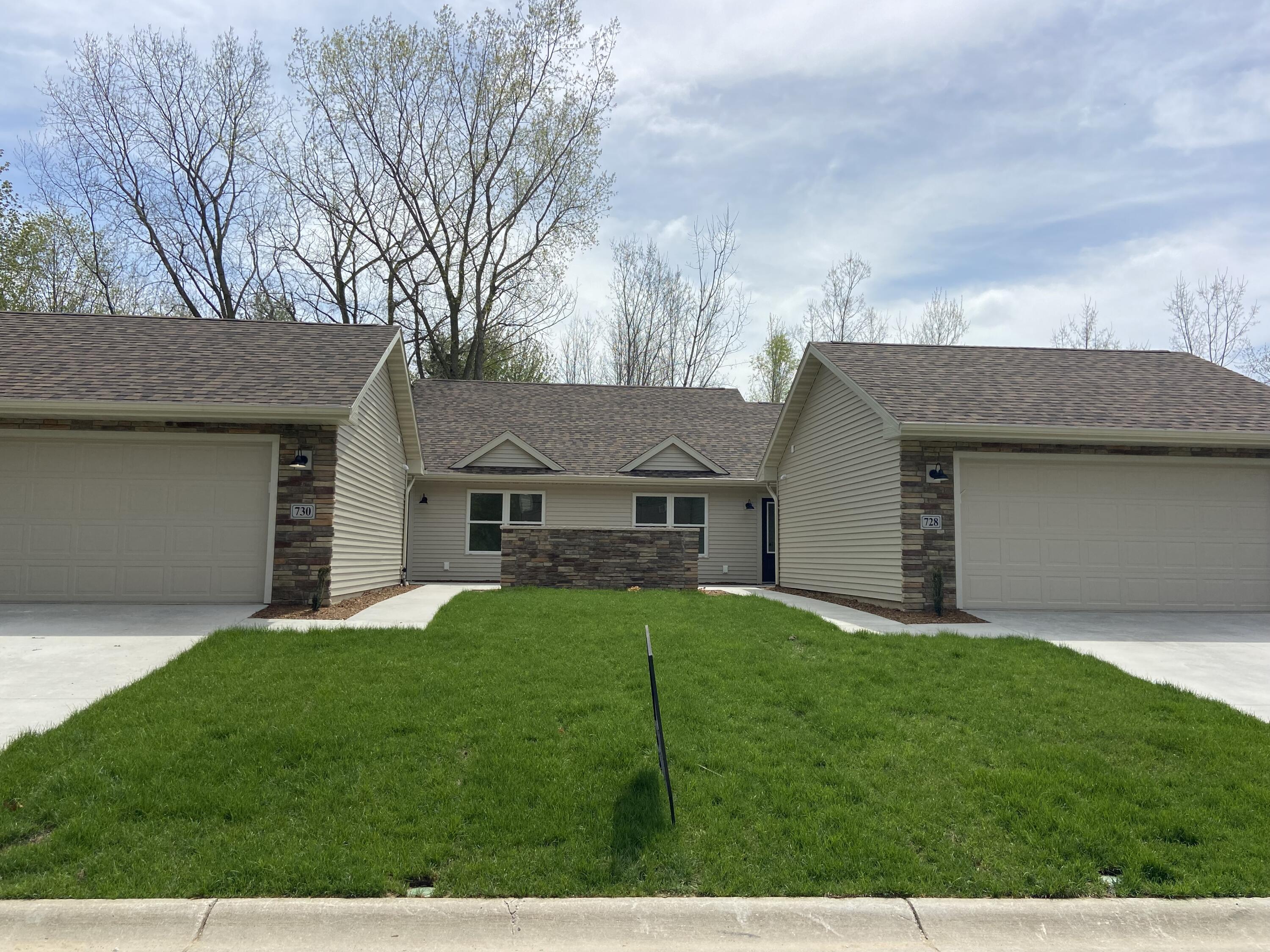 730 Violet Way St. Joseph, MI 49085 - Photo 1 of 21 Front elevation