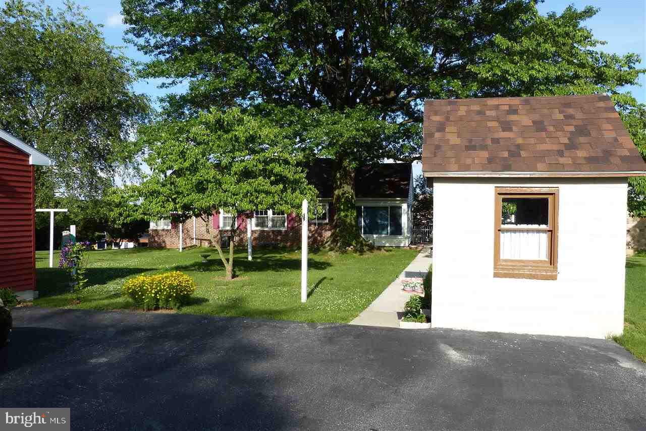 256 North Main Street Spring Grove, PA 17362 - Photo 3 of 28