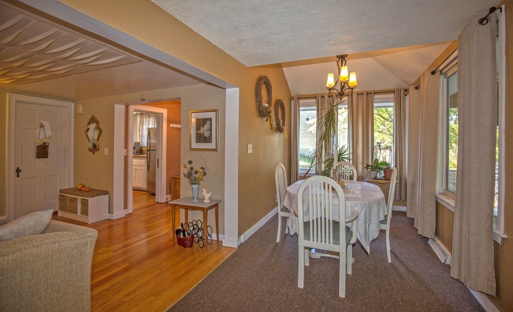 173 Cottage Road Enfield, CT 06082 - Photo 19 of 41 a dining room with furniture and window