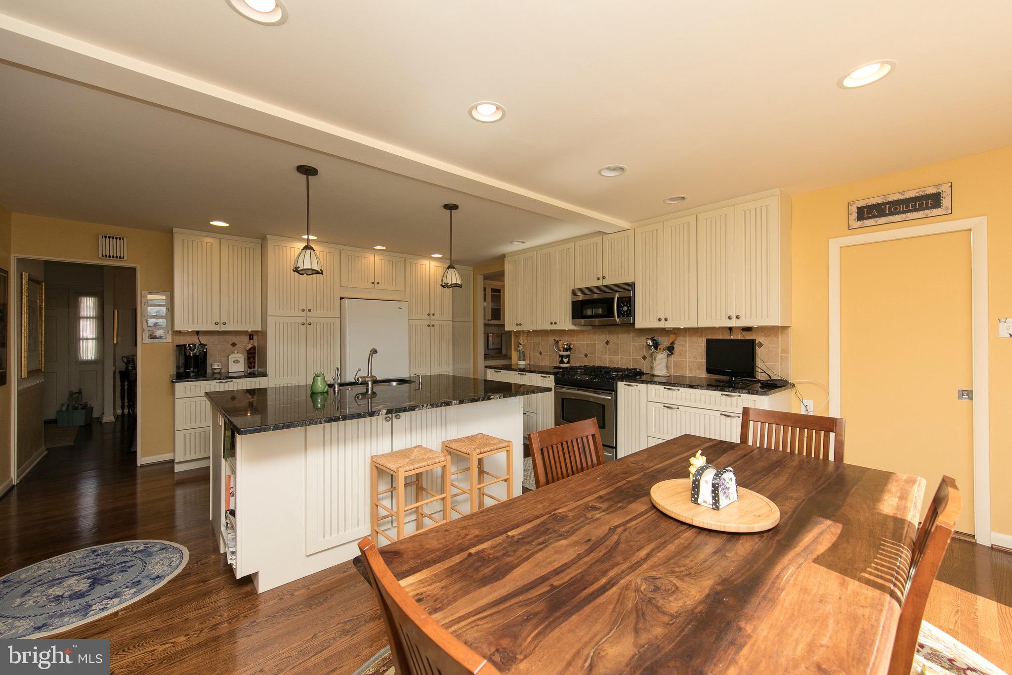 743 Carmet Road Rydal, PA 19046 - Photo 16 of 40 Kitchen