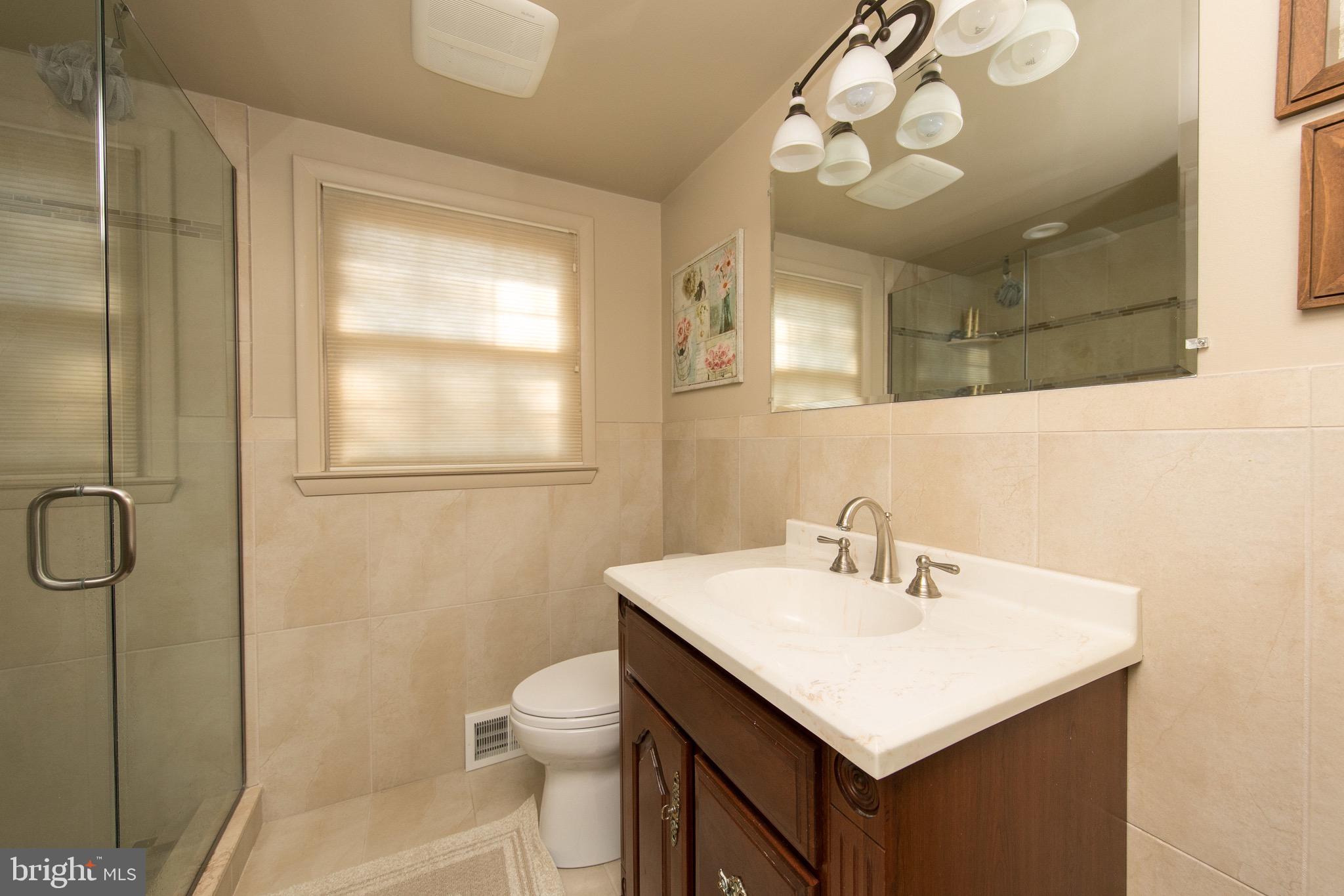 743 Carmet Road Rydal, PA 19046 - Photo 30 of 40 Master Bathroom