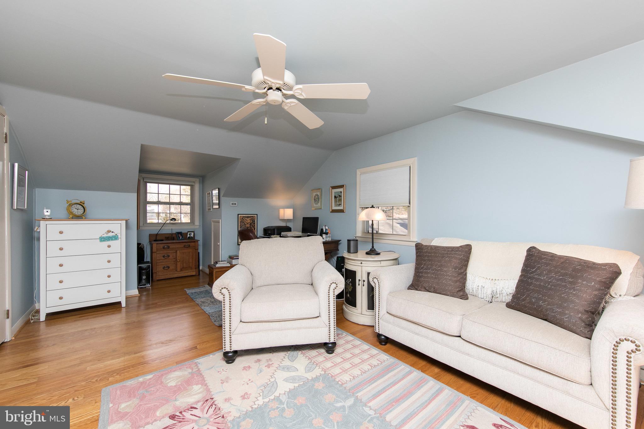 743 Carmet Road Rydal, PA 19046 - Photo 31 of 40 2nd Bedroom