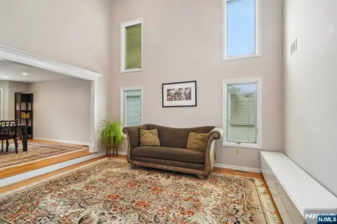 $1,250,000 | 22 Wagon Trail, Mahwah, NJ 07430
