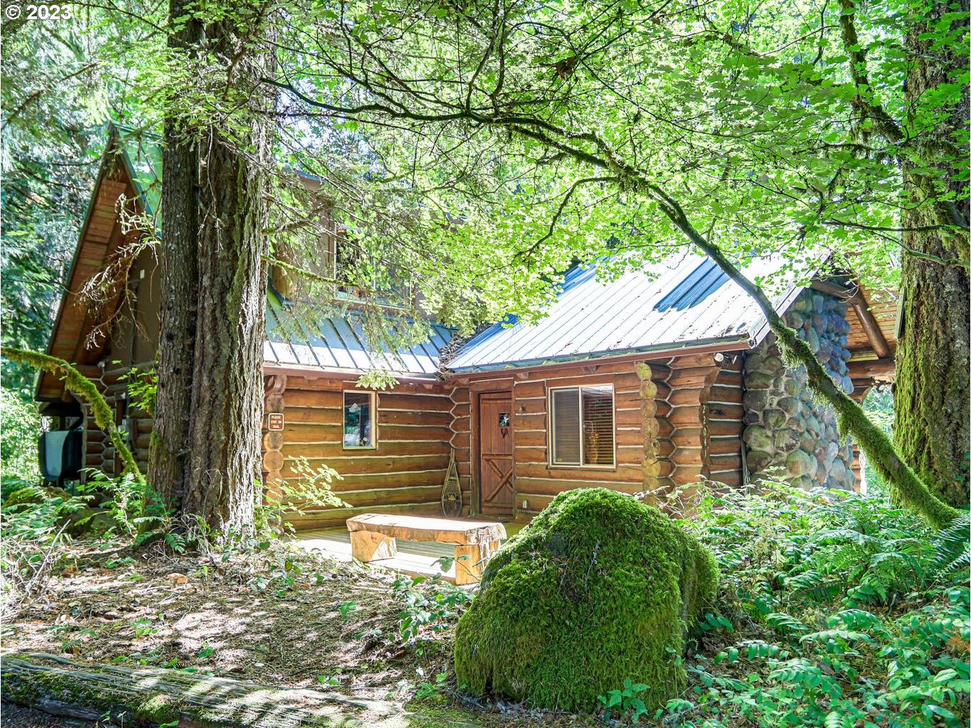 22041 East Pinewood Drive Rhododendron, OR 97049 - Photo 1 of 43 Gallery Image 1