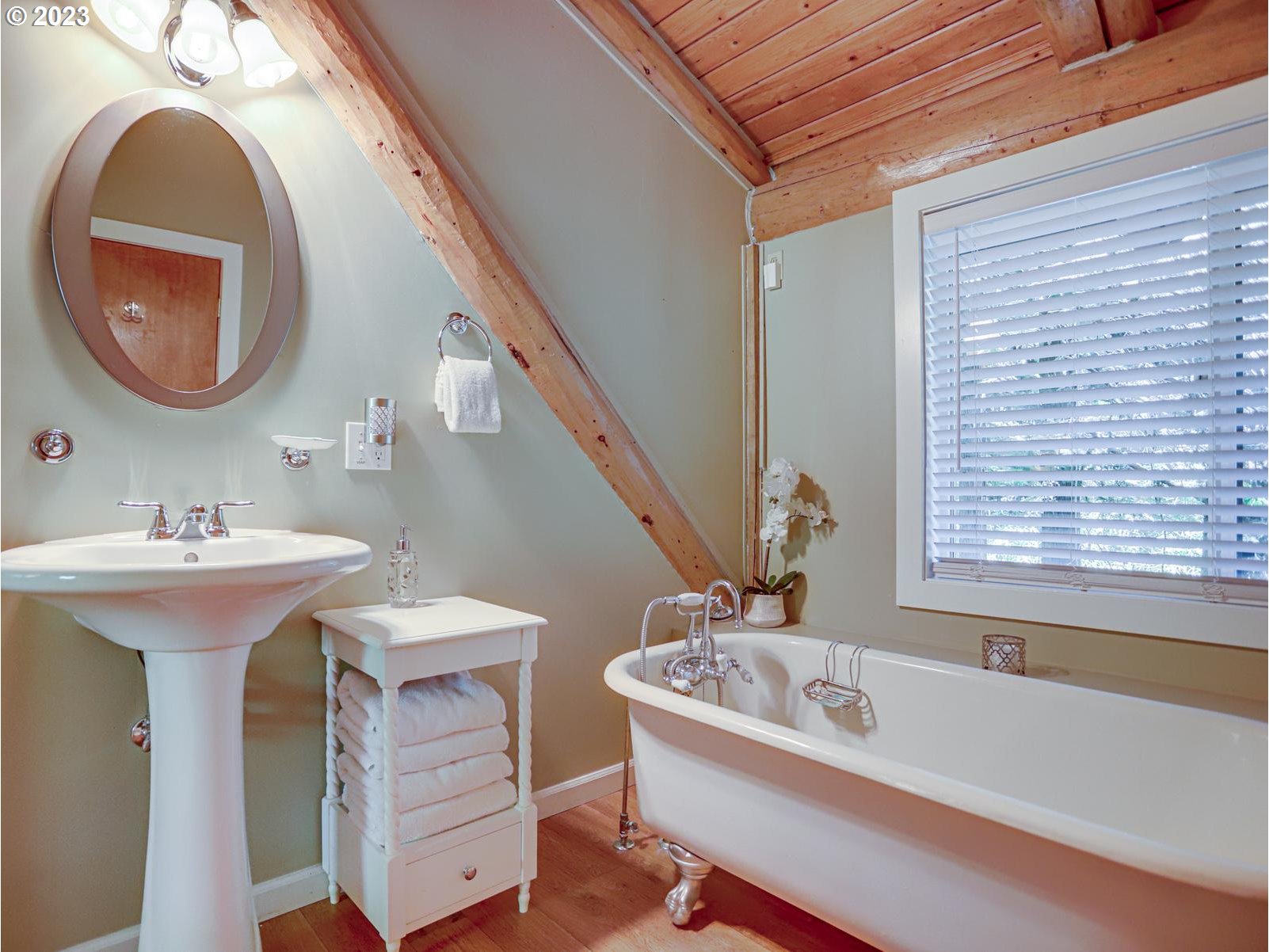 22041 East Pinewood Drive Rhododendron, OR 97049 - Photo 29 of 43 Gallery Image 29