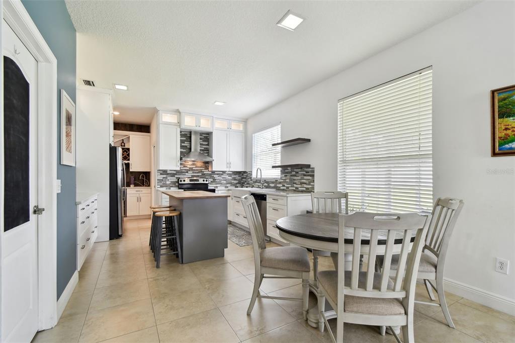 1032 Jacob Way Odessa, FL 33556 - Photo 14 of 60