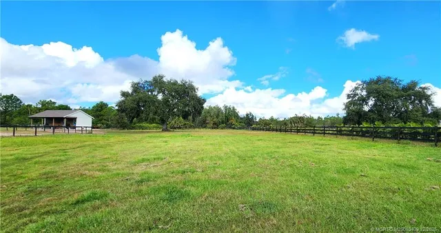 $949,000 | 13559 Southeast 22nd Lane, Okeechobee, FL 34974