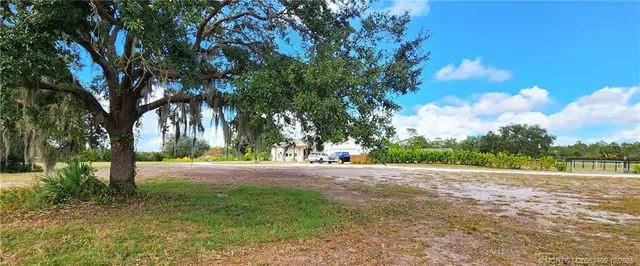 $949,000 | 13559 Southeast 22nd Lane, Okeechobee, FL 34974