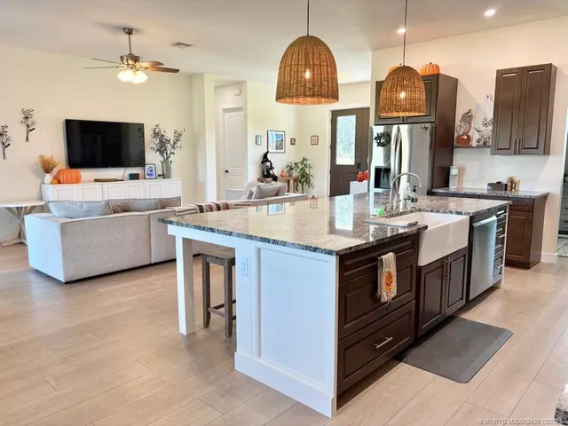 $949,000 | 13559 Southeast 22nd Lane, Okeechobee, FL 34974