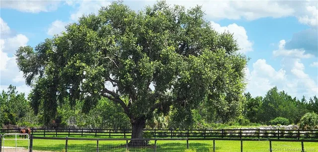 $949,000 | 13559 Southeast 22nd Lane, Okeechobee, FL 34974