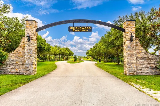 $949,000 | 13559 Southeast 22nd Lane, Okeechobee, FL 34974