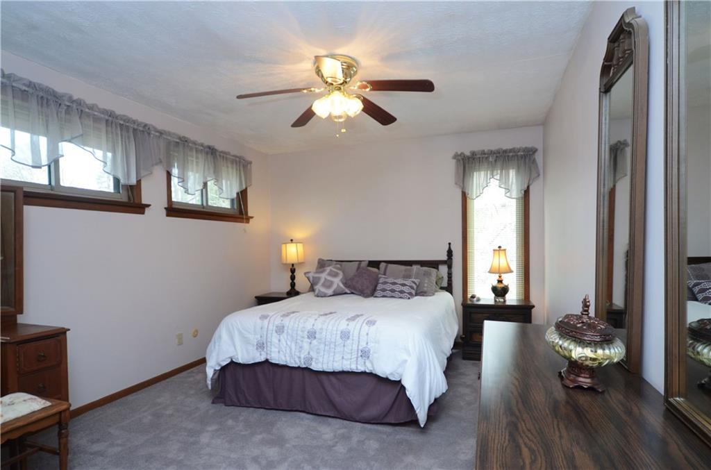 5639 Aiken Road McKees Rocks, PA 15136 - Photo 16 of 23 View of the second bedroom.