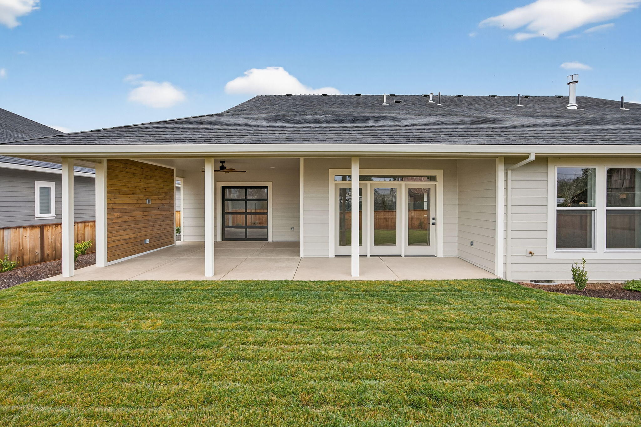 1317 River Run Street Central Point, OR 97502 - Photo 11 of 66 ApxRRA00011