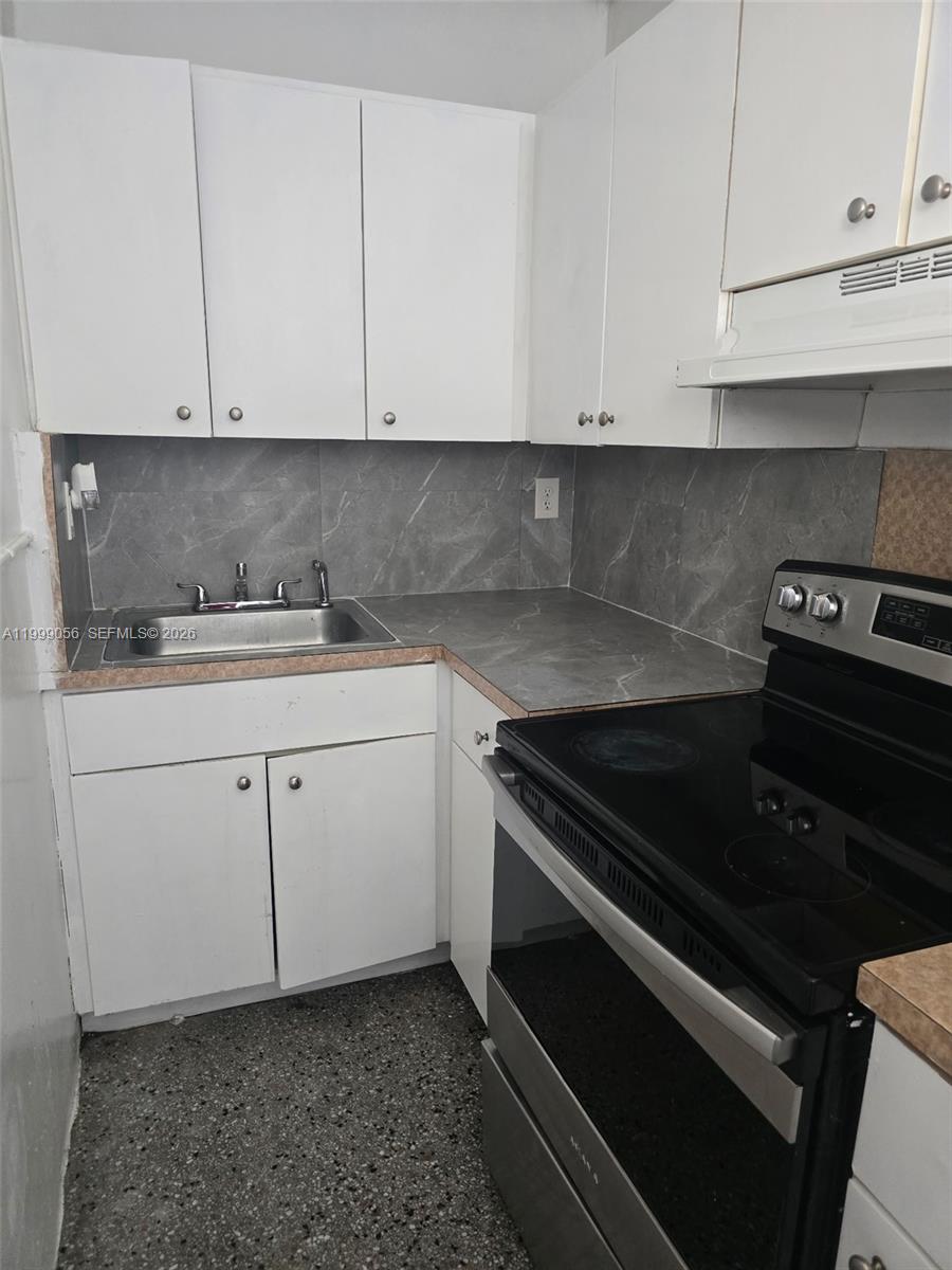 260 Southwest 11th Avenue, Unit 2 Homestead, FL 33030 - Photo 4 of 12