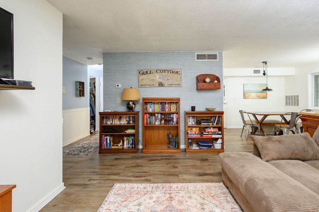 13 Beal's Cove Road, Unit K Hingham, MA 02043 - Photo 4 of 14