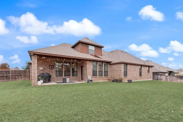 $625,000 | 311 Covington Lane, Ovilla, TX 75154
