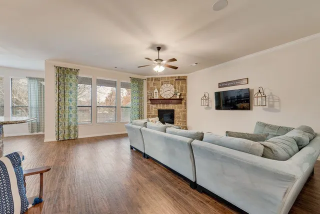 $625,000 | 311 Covington Lane, Ovilla, TX 75154