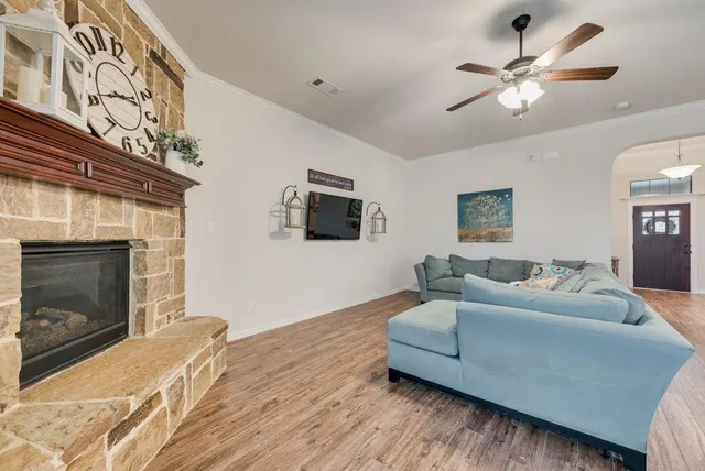 $625,000 | 311 Covington Lane, Ovilla, TX 75154