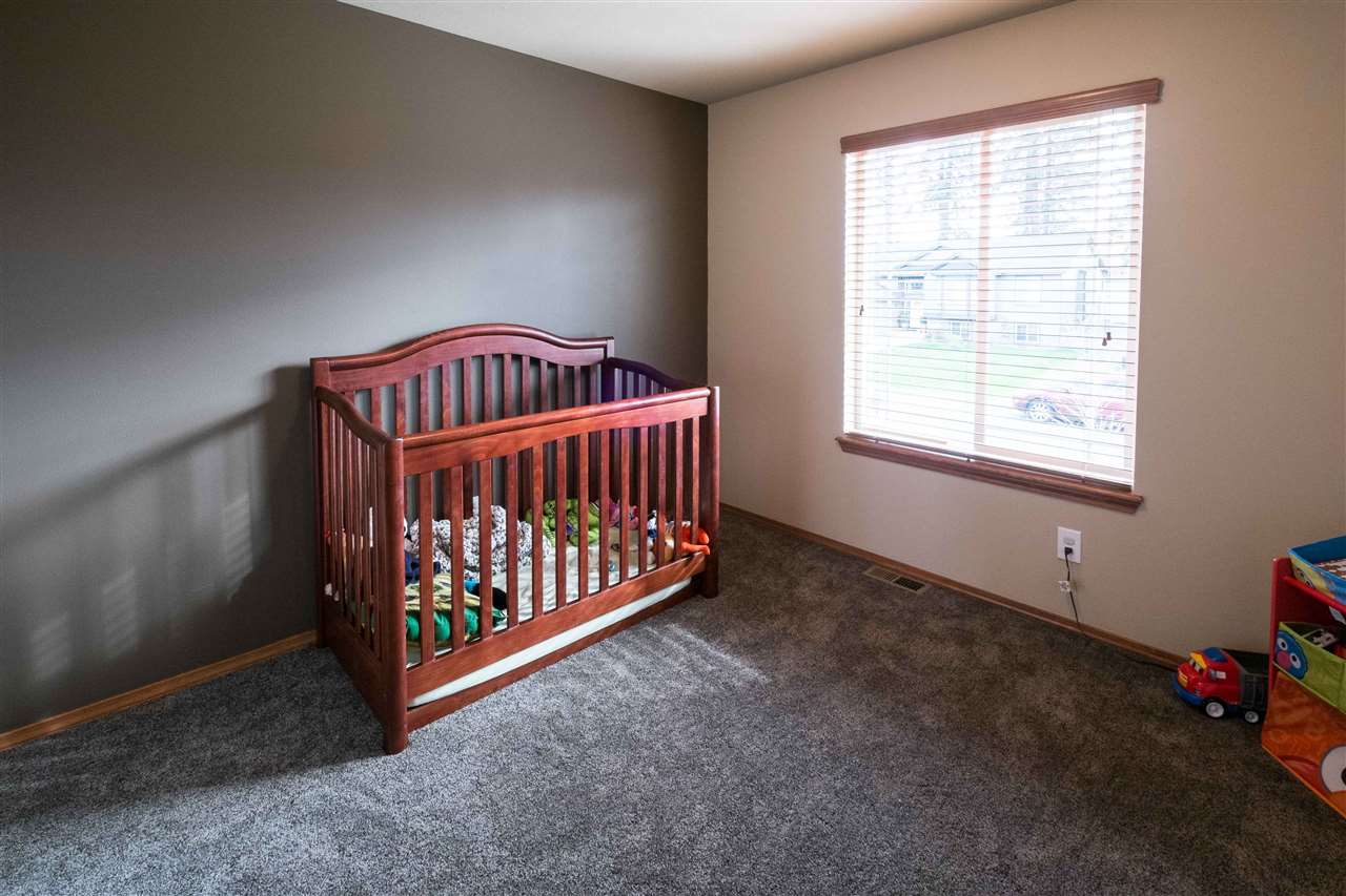 807 East Cooper Lane Colbert, WA 99005 - Photo 10 of 18