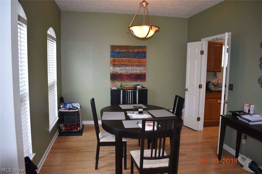 600 Literary Road Cleveland, OH 44113 - Photo 4 of 29