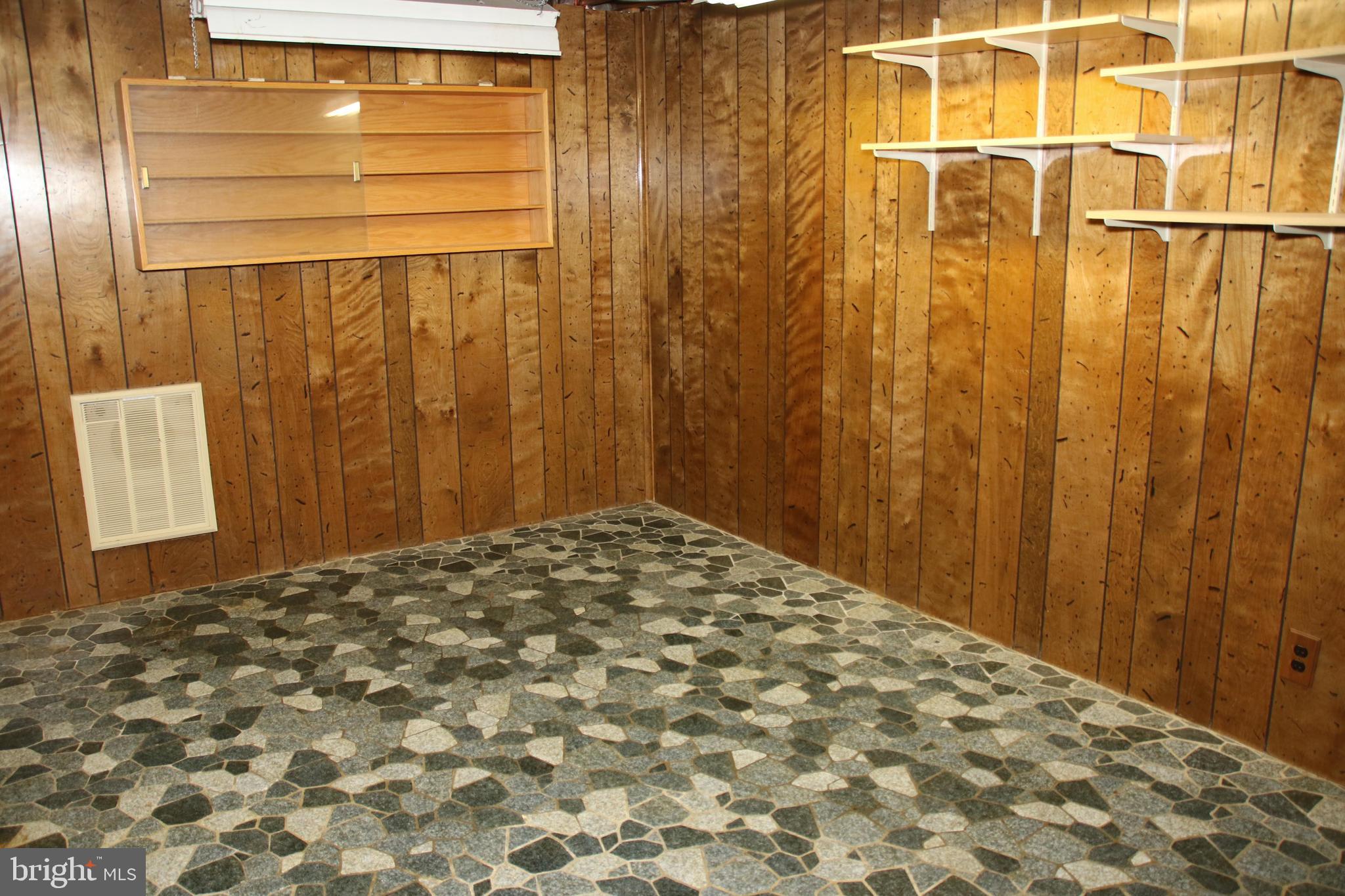 403 Pinecrest Road Norristown, PA 19403 - Photo 19 of 40 Lower Level Office Space