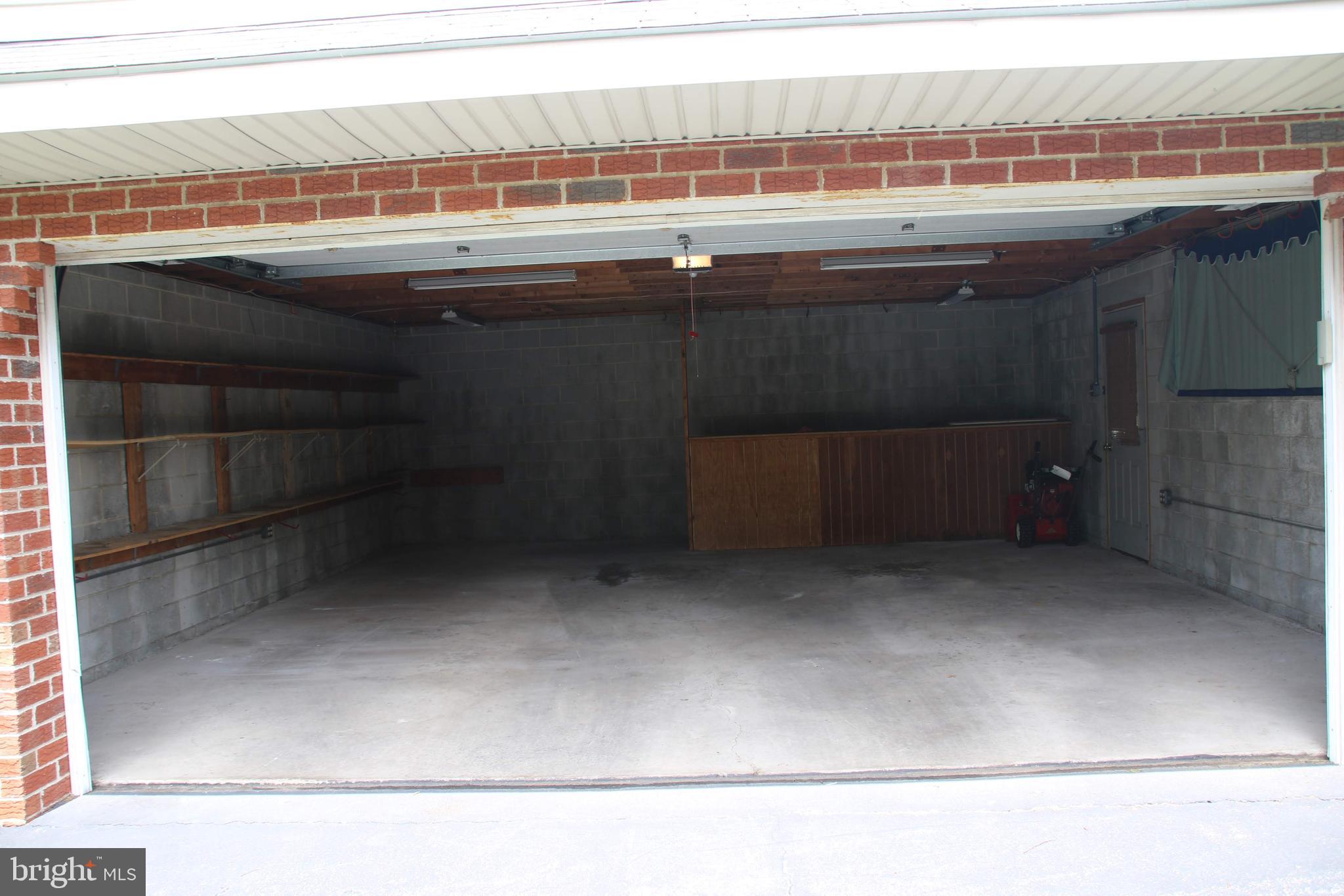 403 Pinecrest Road Norristown, PA 19403 - Photo 32 of 40 Garage