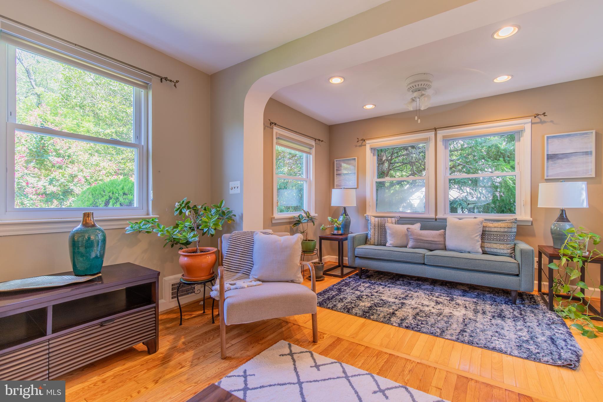 9309 Walden Road Silver Spring, MD 20901 - Photo 9 of 34