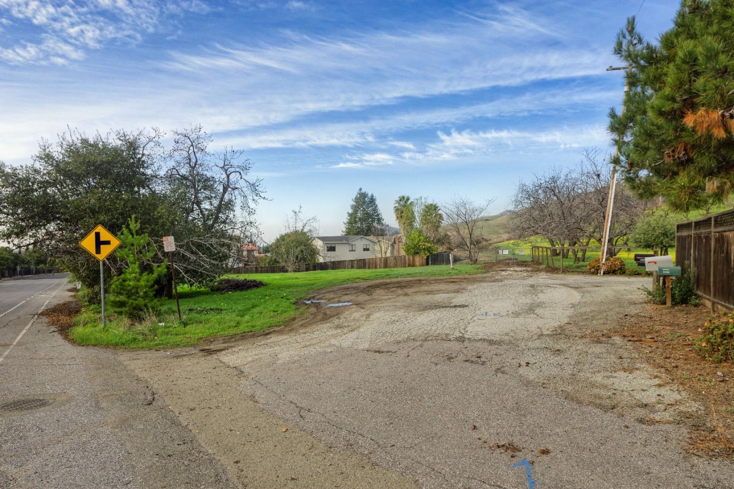 250 Piedmont Road Milpitas, CA 95035 - Photo 7 of 15 Gallery Image 7