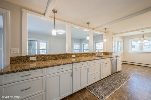 27 Maplewood Road Lynnfield, MA 01940 - Photo 13 of 30