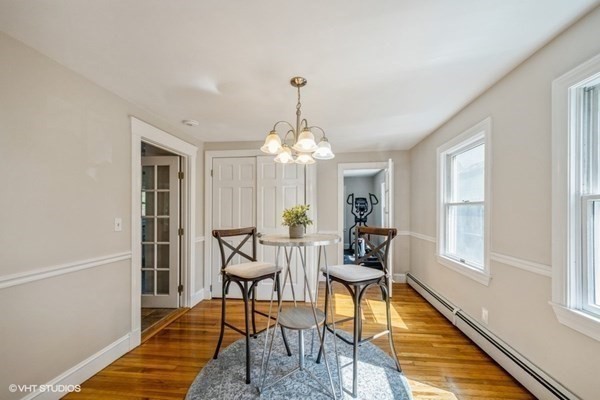 27 Maplewood Road Lynnfield, MA 01940 - Photo 4 of 30