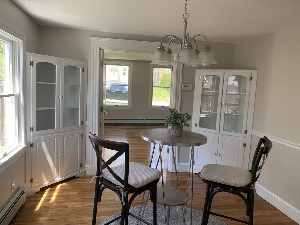 27 Maplewood Road Lynnfield, MA 01940 - Photo 5 of 30