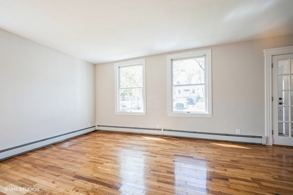 27 Maplewood Road Lynnfield, MA 01940 - Photo 9 of 30