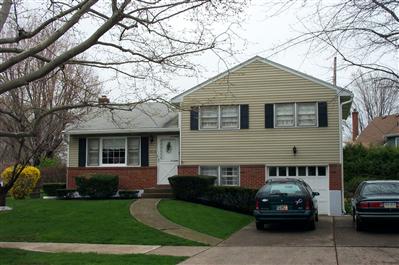 3014 Shakespeare Road Bethlehem, PA 18017 - Photo 1 of 11 front