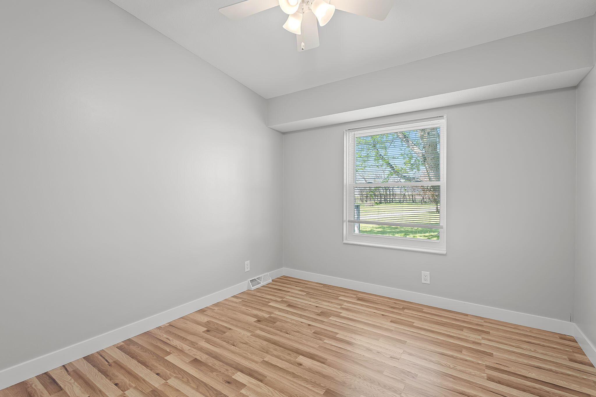 16435 Colorado Street Hebron, IN 46341 - Photo 47 of 60 2048x1365