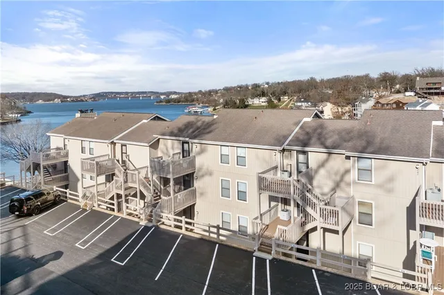 $247,000 | 233 Indian Pointe, Unit 233, Osage Beach, MO 65065