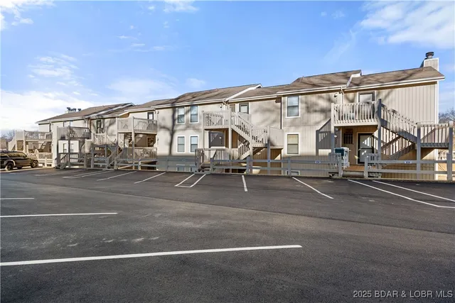 $247,000 | 233 Indian Pointe, Unit 233, Osage Beach, MO 65065