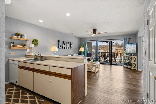 $247,000 | 233 Indian Pointe, Unit 233, Osage Beach, MO 65065