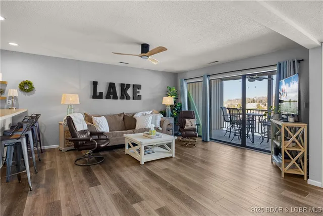 $247,000 | 233 Indian Pointe, Unit 233, Osage Beach, MO 65065