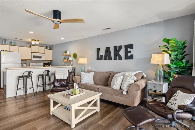 $247,000 | 233 Indian Pointe, Unit 233, Osage Beach, MO 65065