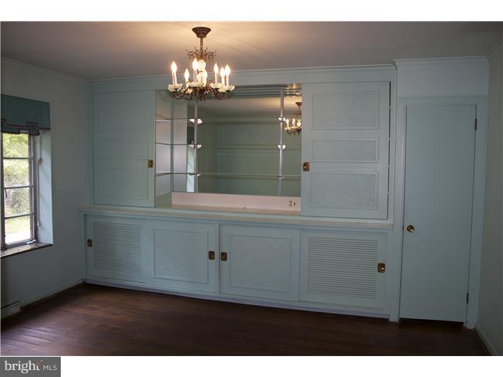 263 Tomkenn Road Wynnewood, PA 19096 - Photo 5 of 15 Gallery Image 5