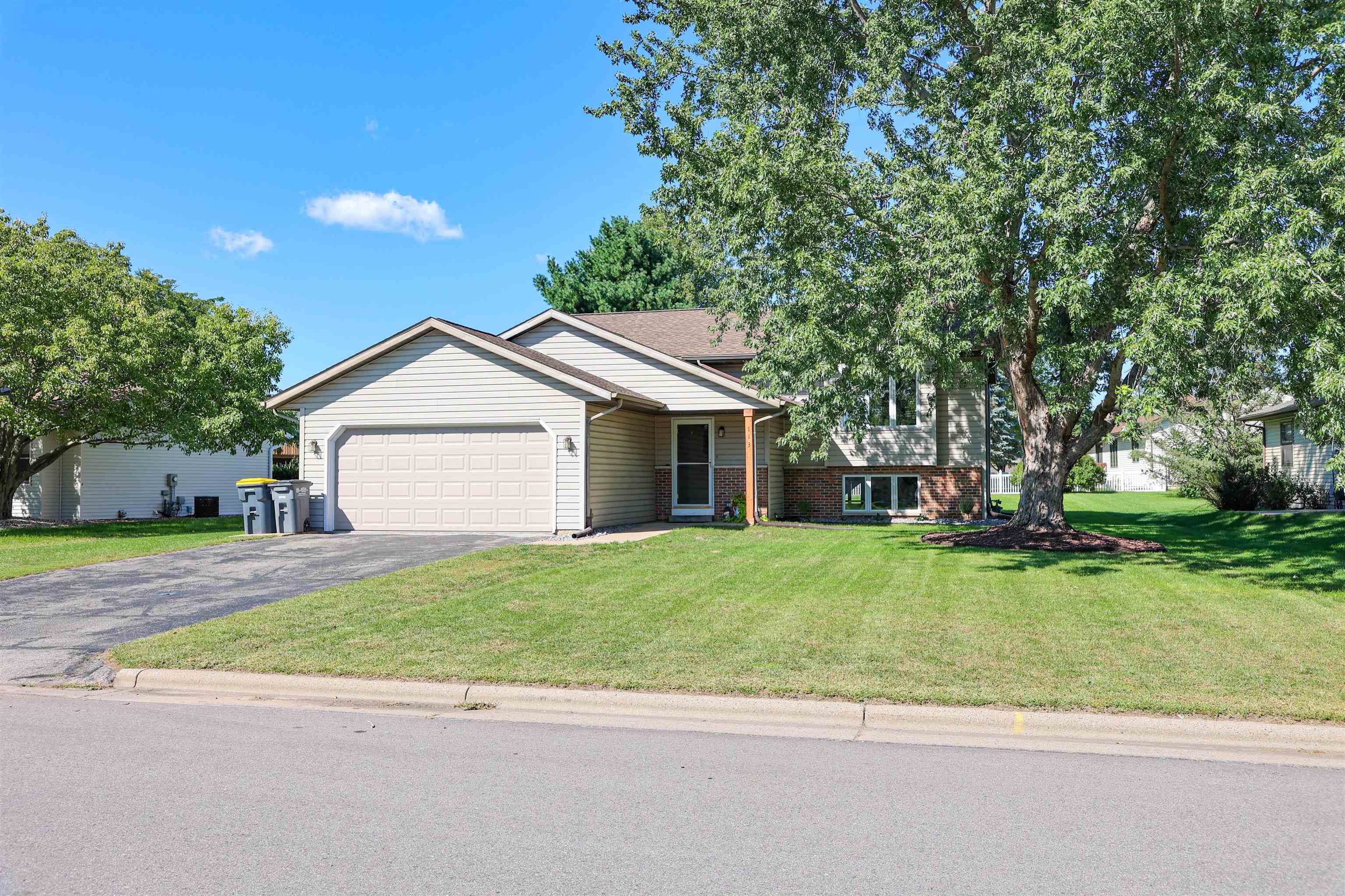 113 Johnson Street Holmen, WI 54636 - Photo 1 of 1