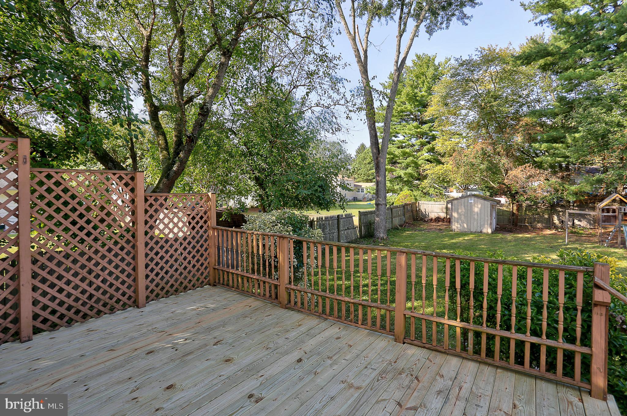 7818 Walnut Tree Road Severn, MD 21144 - Photo 22 of 30 Deck